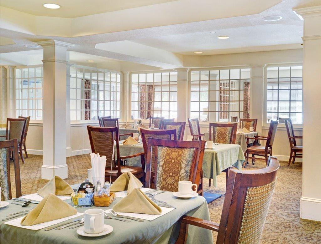 Windsong of Sonoma - Dining Room
